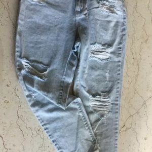 NWT Fashion Nova Zipper Jeans. Size 7. or M.
